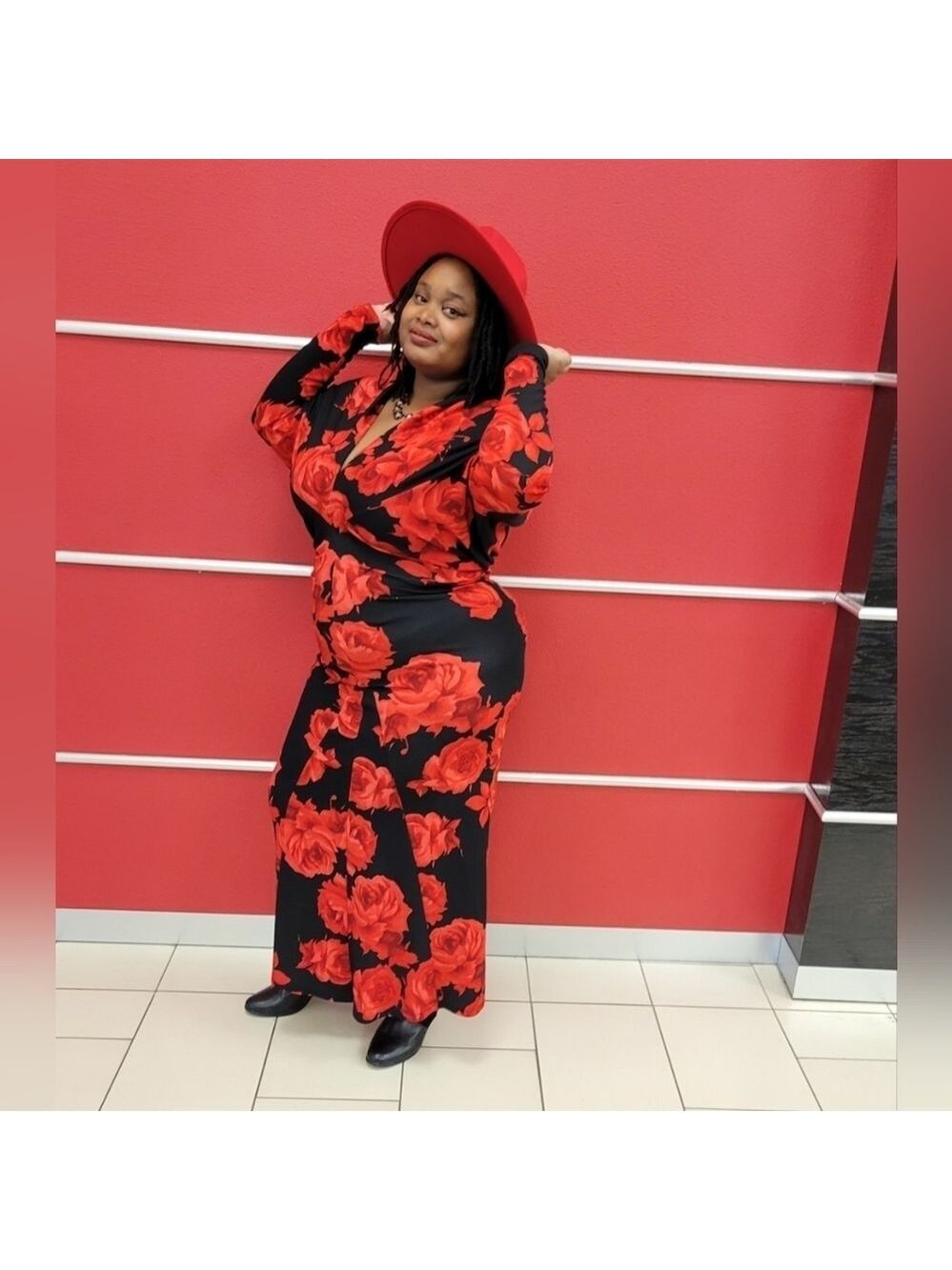 Karen-T Designs | Mermaid Floral Print Dress | Red & Black